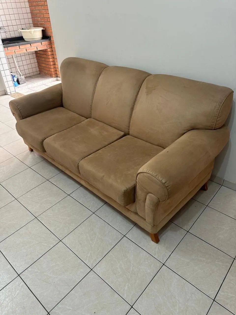 Sofá alto padrão três lugares - Foto 4