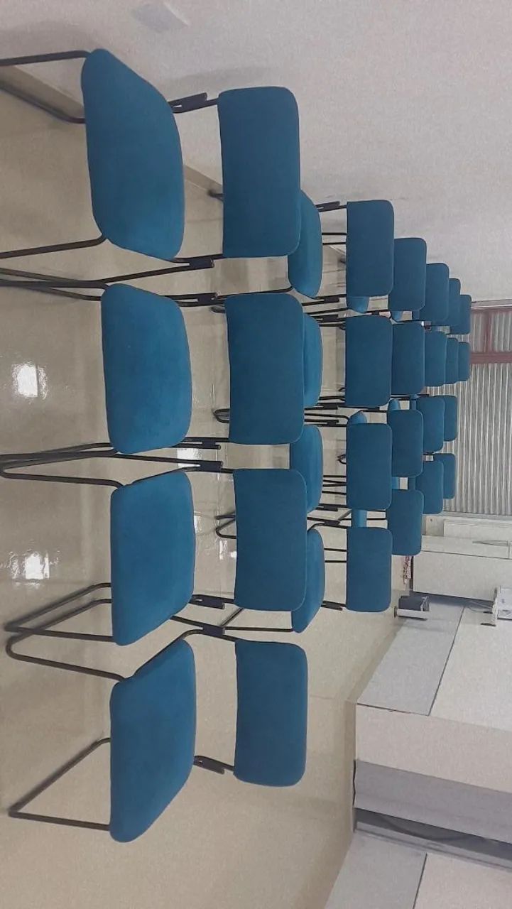 Vendo púlpito e cadeiras  - Foto 4