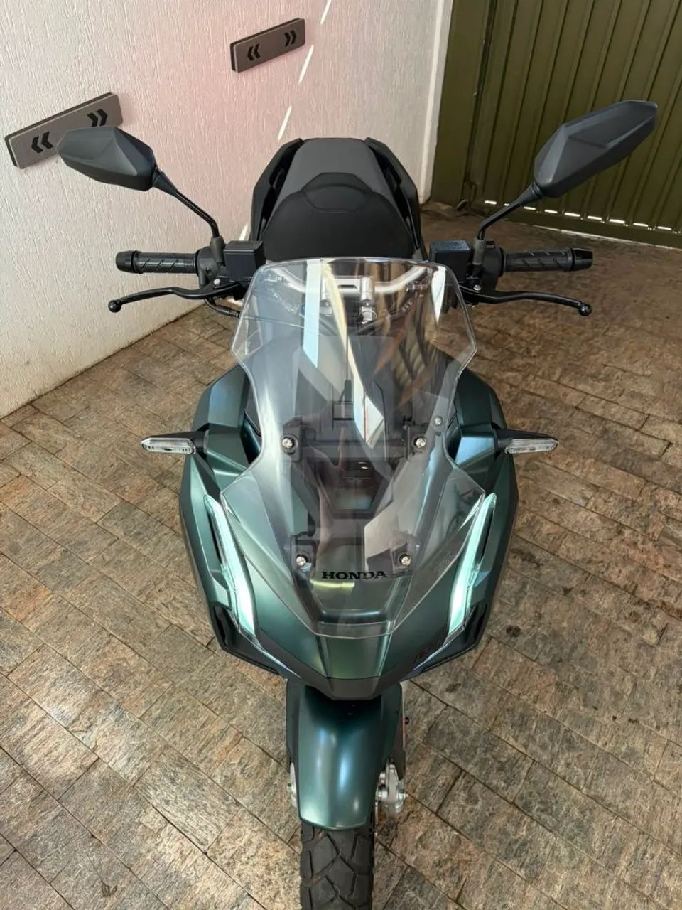 Honda ADV 2024  com 400km aceito troca. - Foto 5