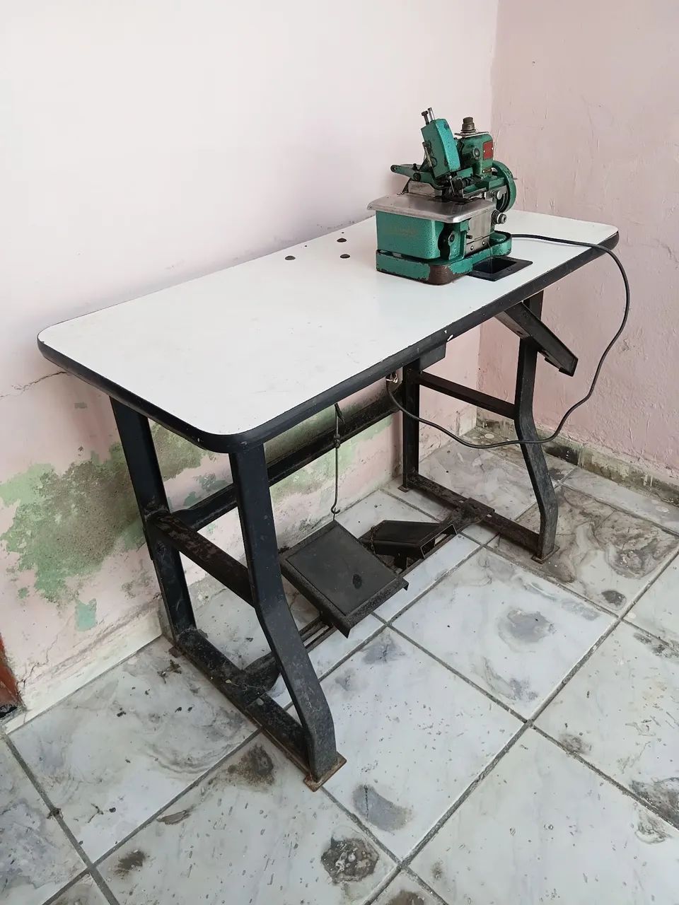 Overloque Semi Industrial 