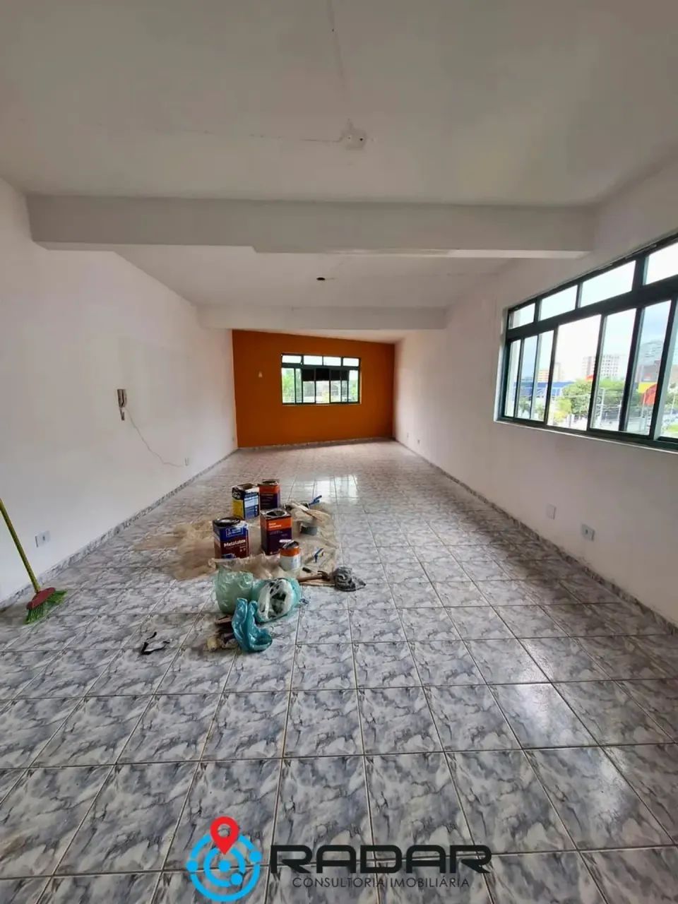 Sala comercial para alugar com 66m² no Gonzaga em Santos/SP - Foto 2