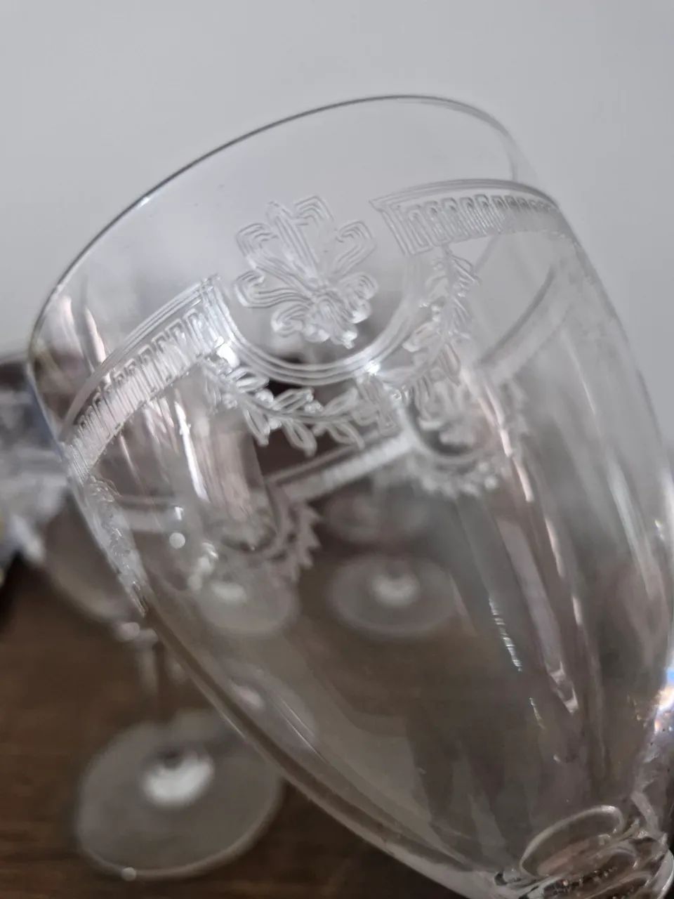 Conjunto de copos de cristal para vinho 