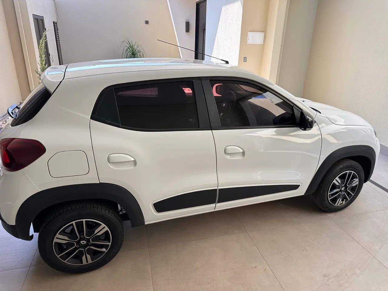 Renault Kwid Intense 1.0 Flex 12V 5P Mec. 2025 - Foto 5