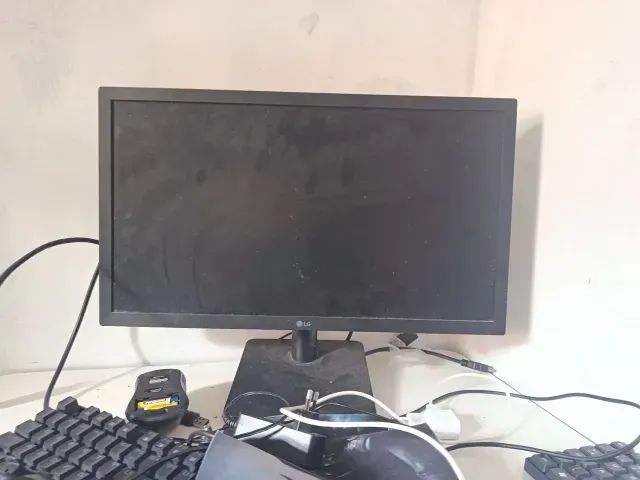 Monitor Lg 21.5 Polegadas Perfeito Estado quase novo - Aceito Oferta - Foto 2
