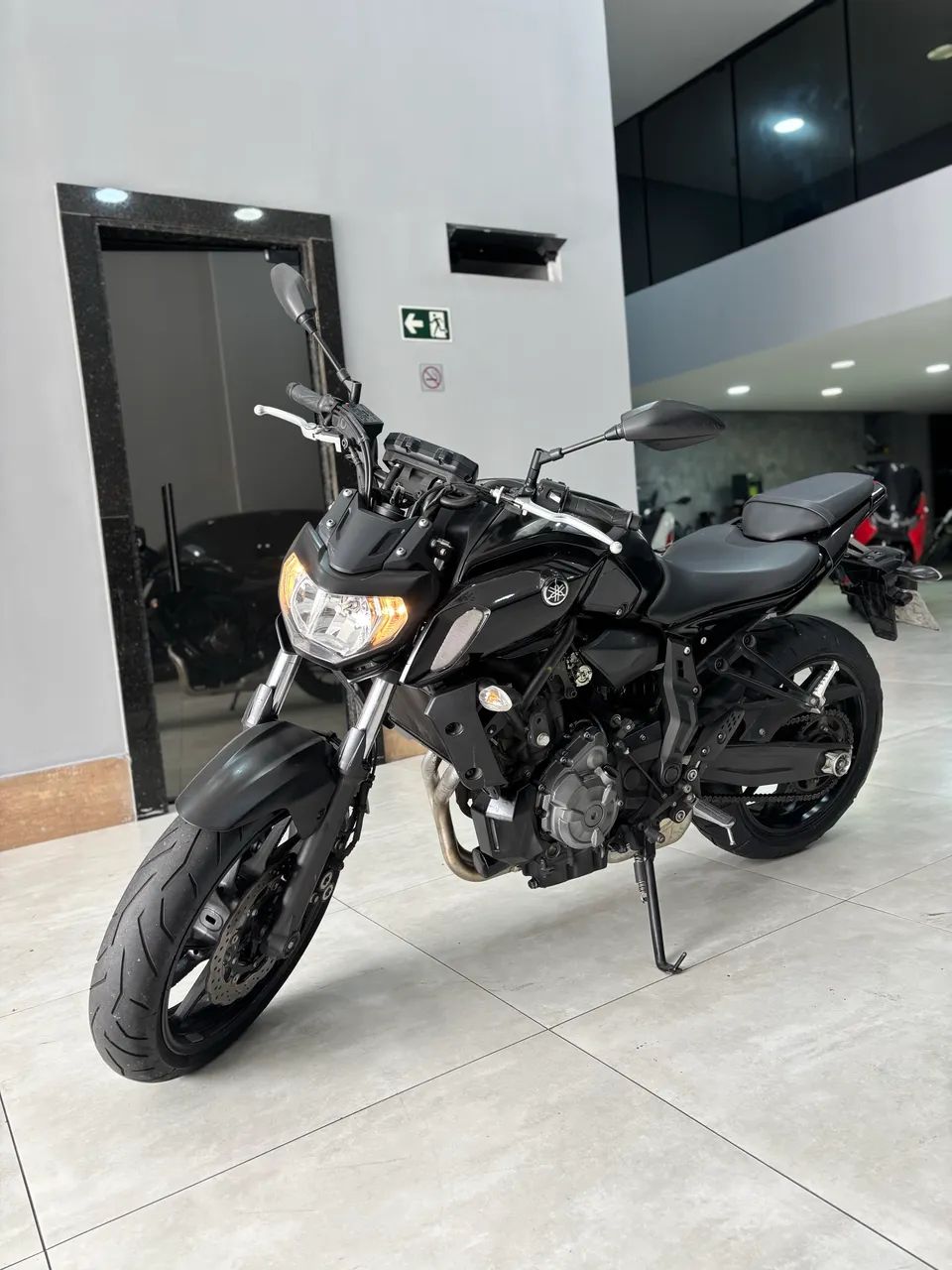 YAMAHA MT-07 2022 - Foto 2