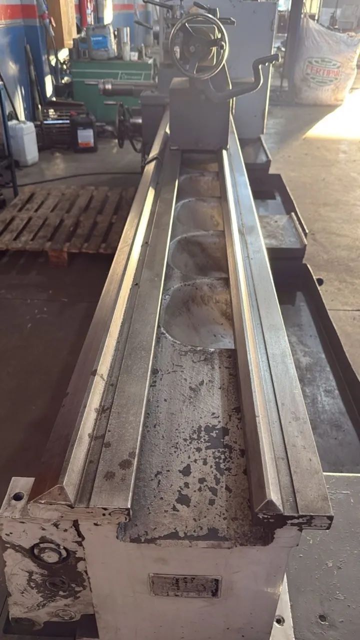 Torno mecanico Nardini - 800x3000mm - Foto 4