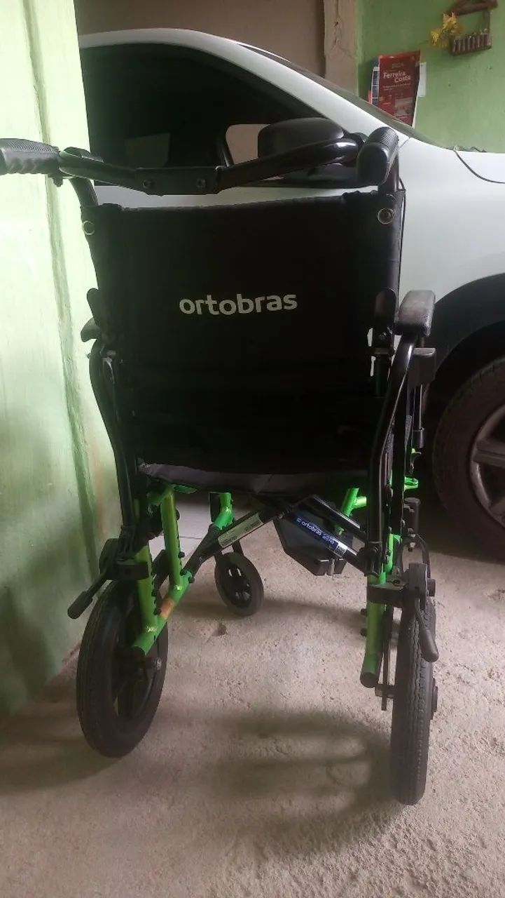 Cadeira de roda dobrável - Foto 4