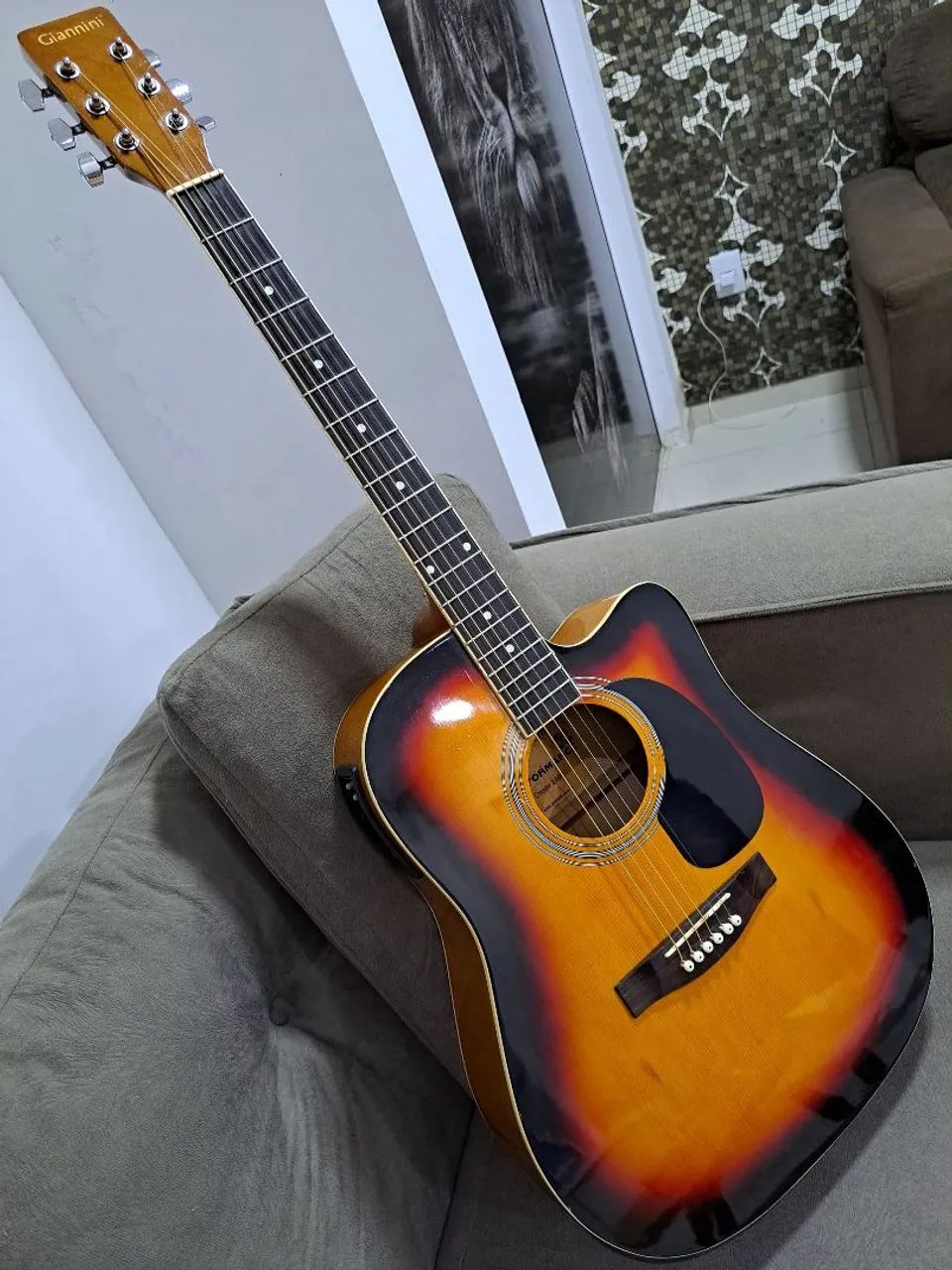 Violão Giannini TOP