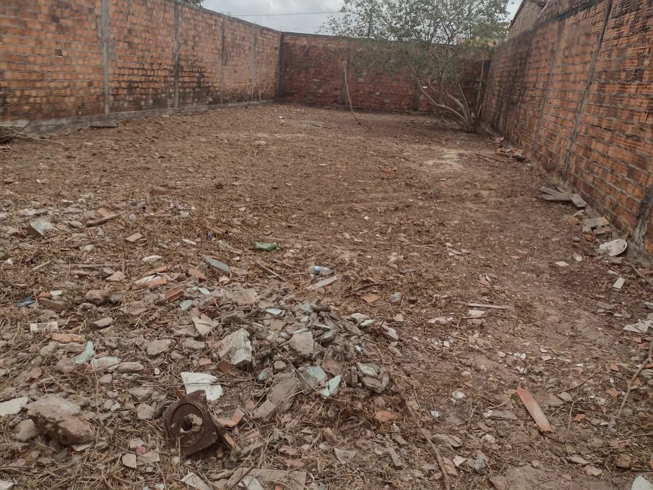 Terreno no Aquiles Lisboa( Vila Embratel)