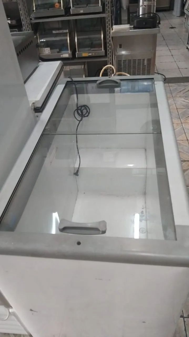 Freezer horizontal fricon 220v  - Foto 2