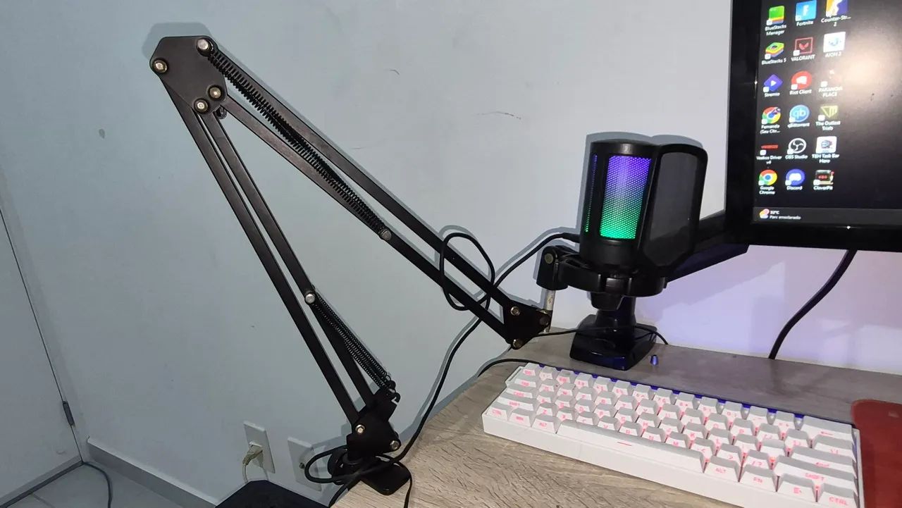 Microfone de mesa 