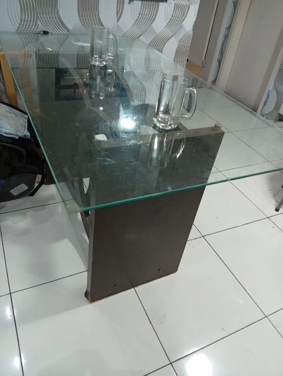 Mesa de jantar com base em MDF e tampo de vidro - Foto 2