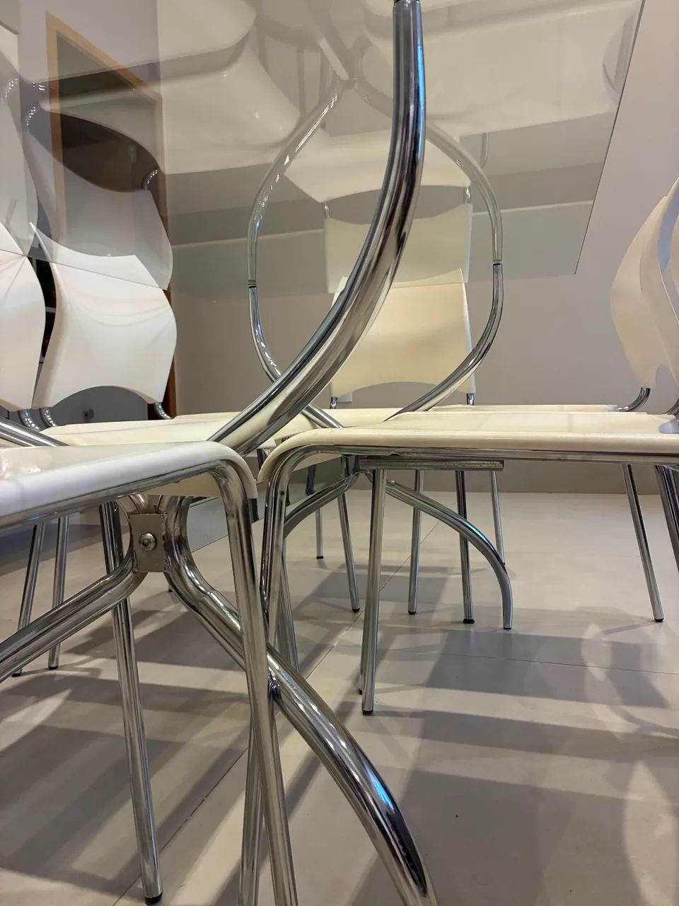 Mesa de jantar com 6 cadeiras - Foto 2