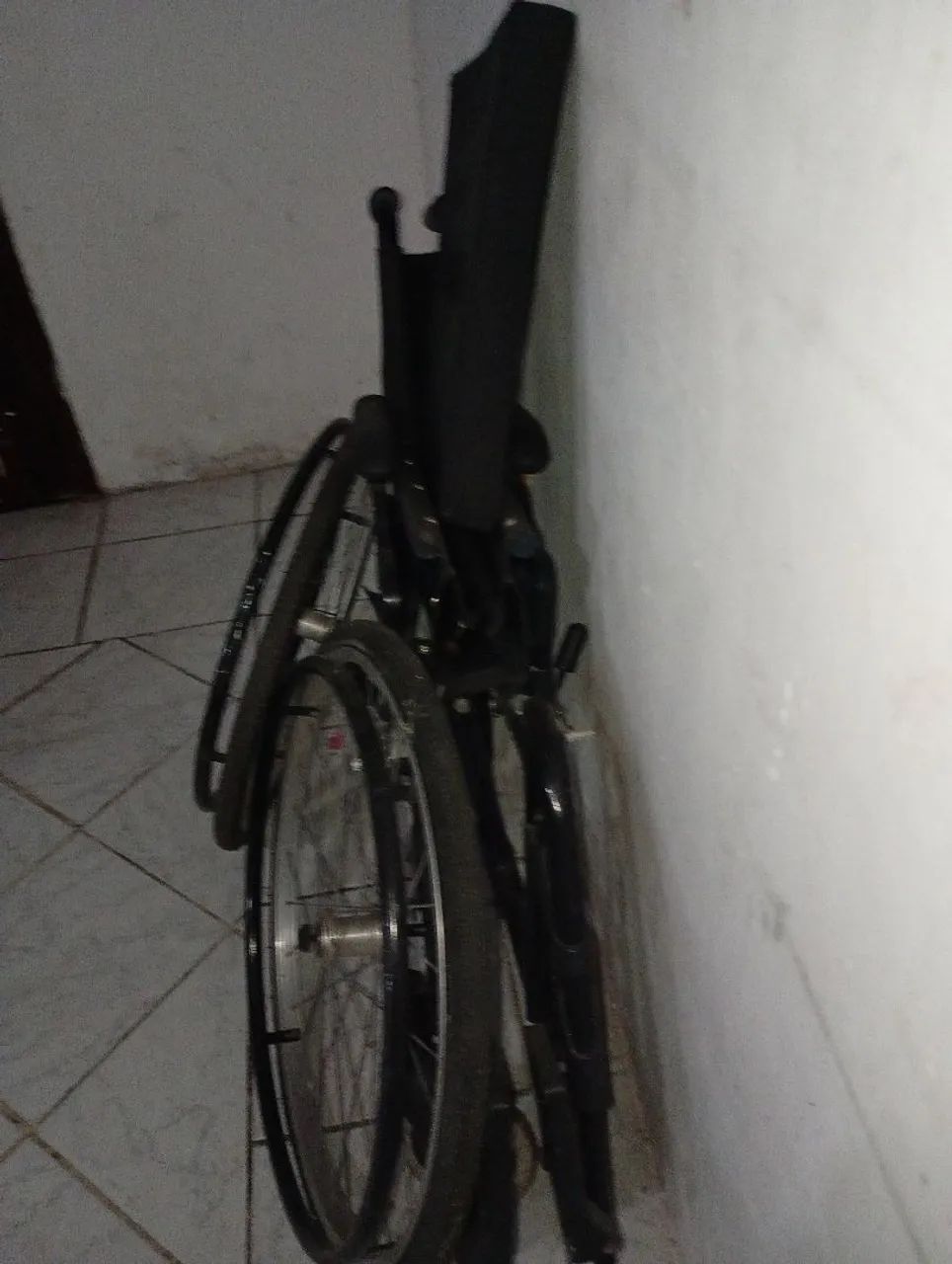 Cadeira de rodas  - Foto 2