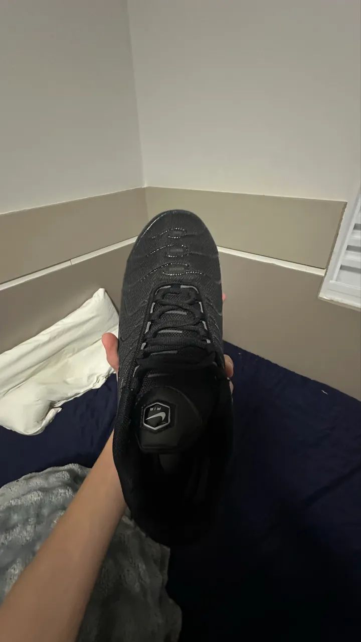 AIR MAX TN TRIPLE BLACK - Foto 2