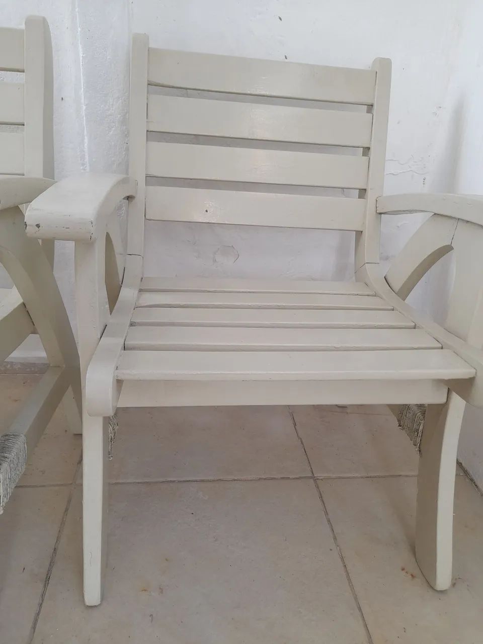 Jogo de cadeiras com mesa de madeira - Foto 2