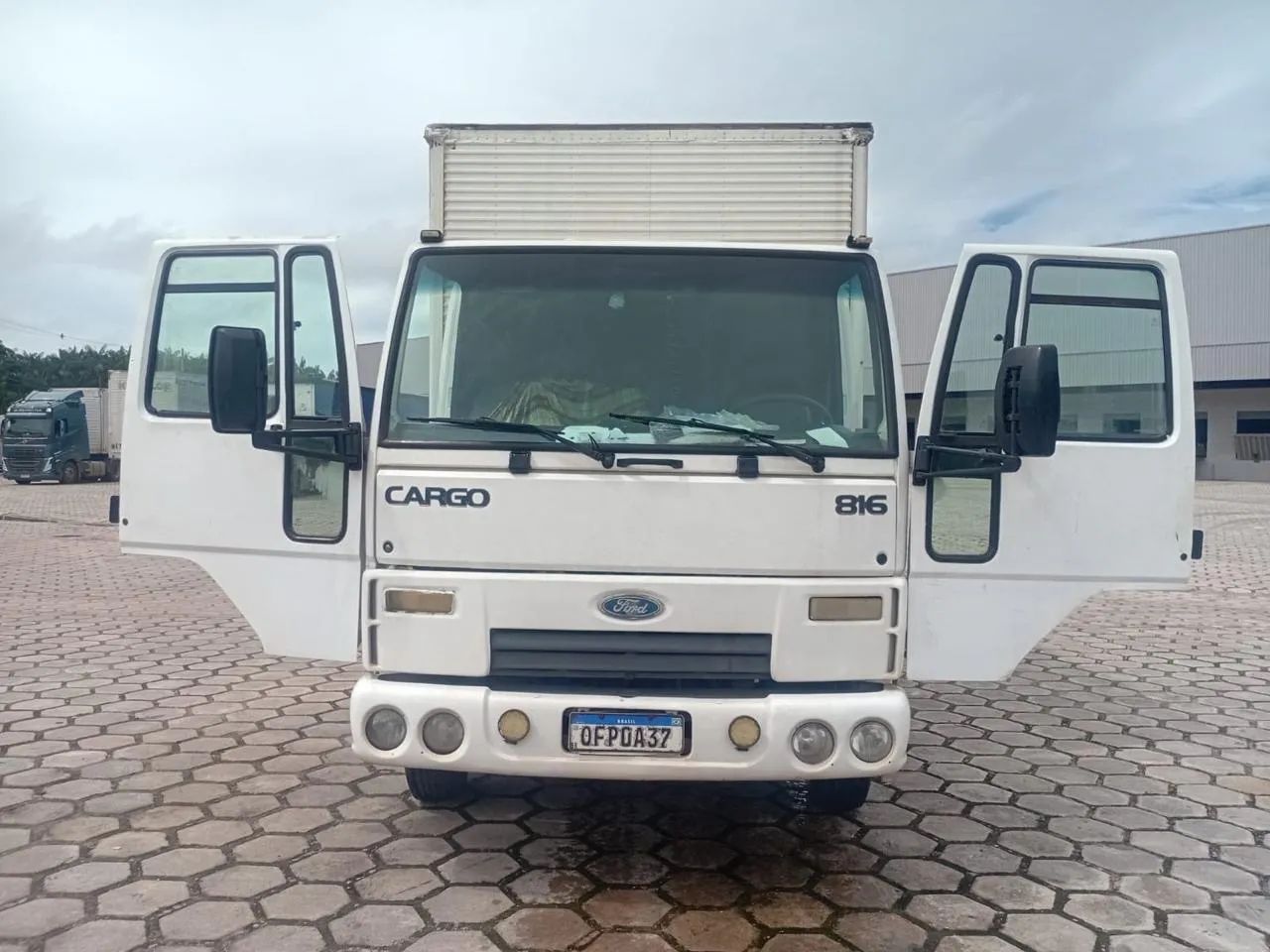 Ford cargo 816 