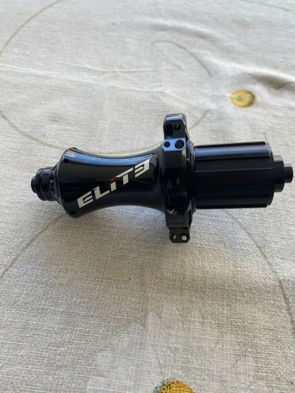 Cubo traseiro elite 24 furos 