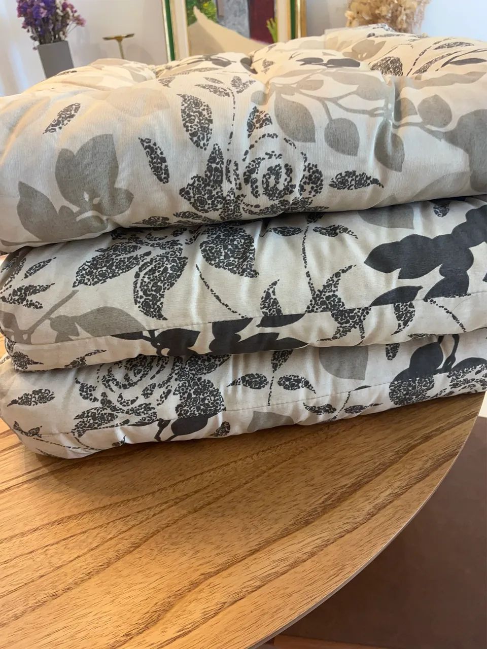 Futon 50x50 conjunto com 3 almofadas  - Foto 5