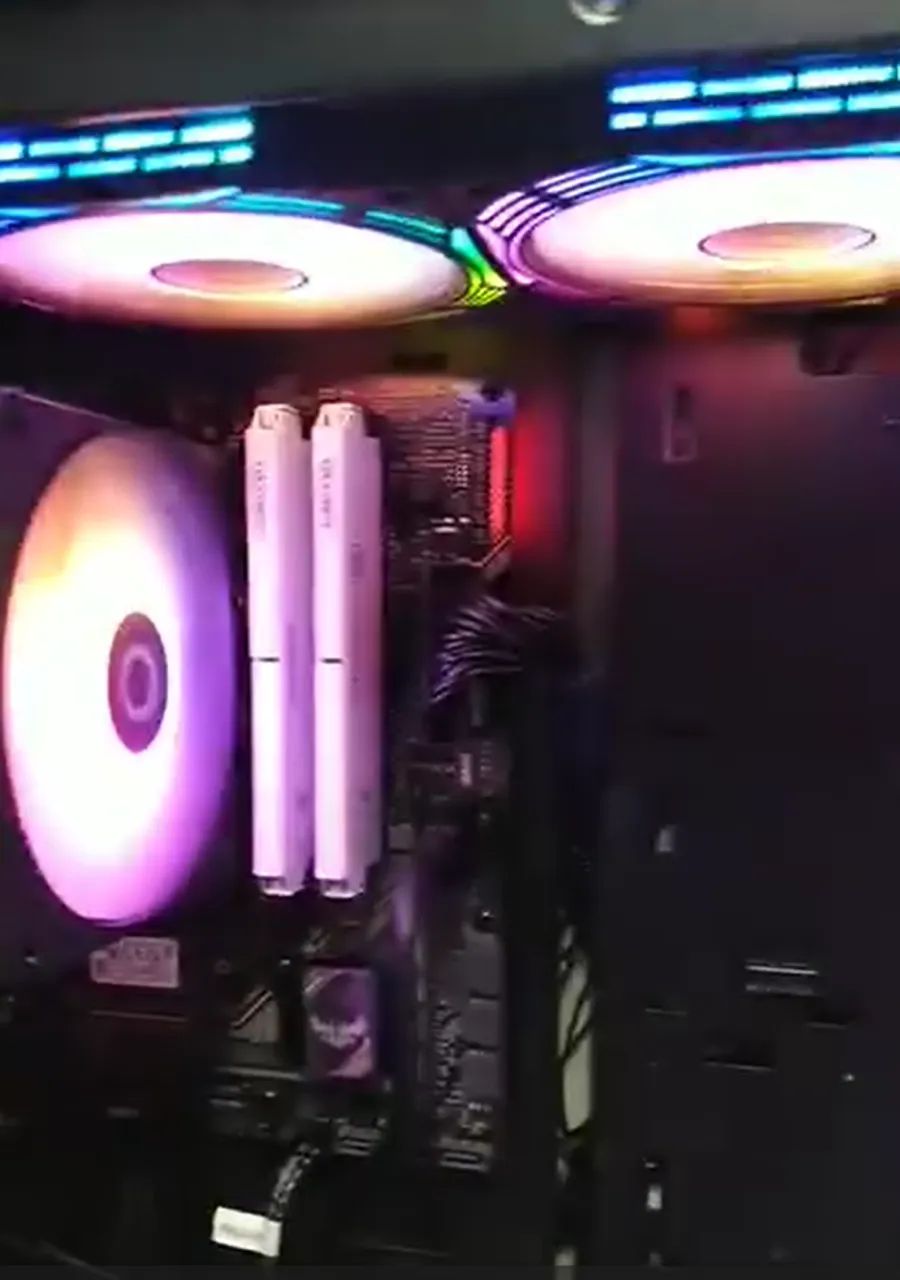 PC GAMER: Intel Core i9 10900  - Foto 3