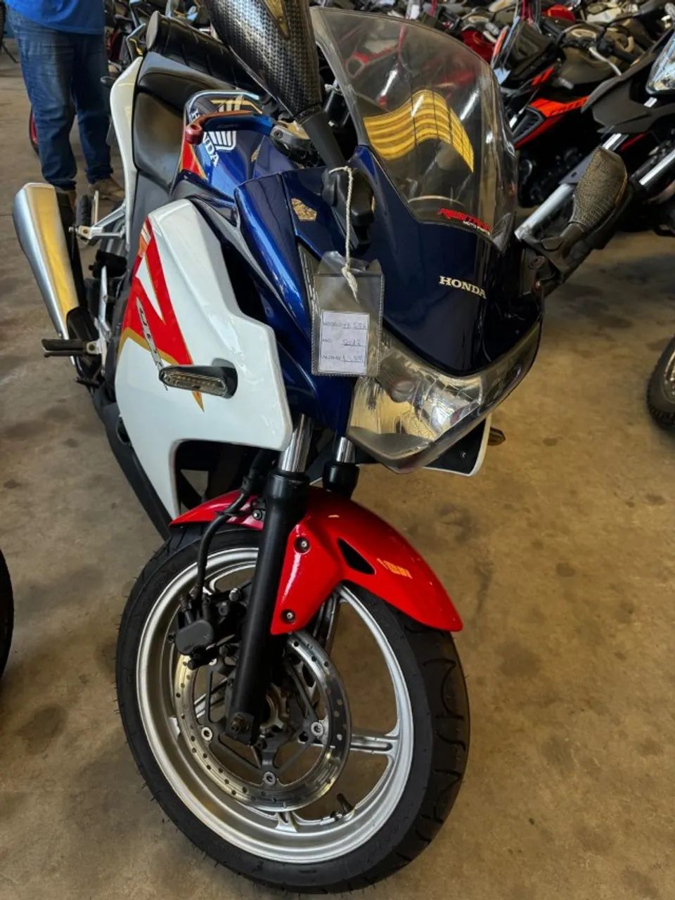 Honda CBR 250r 2012 - Foto 4