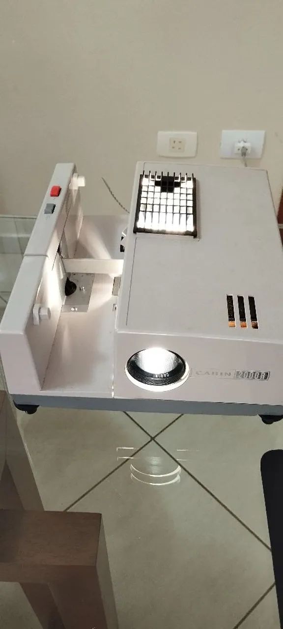 Projetor cabine 2000 relíquia com manual - Foto 3