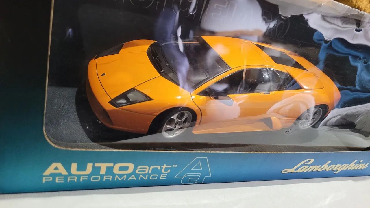 Miniatura AutoArt 1:18 Lambhorghini Murciélago  - Foto 2