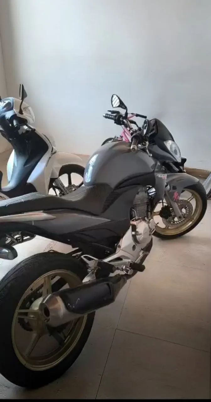 Honda CB300 - Foto 4