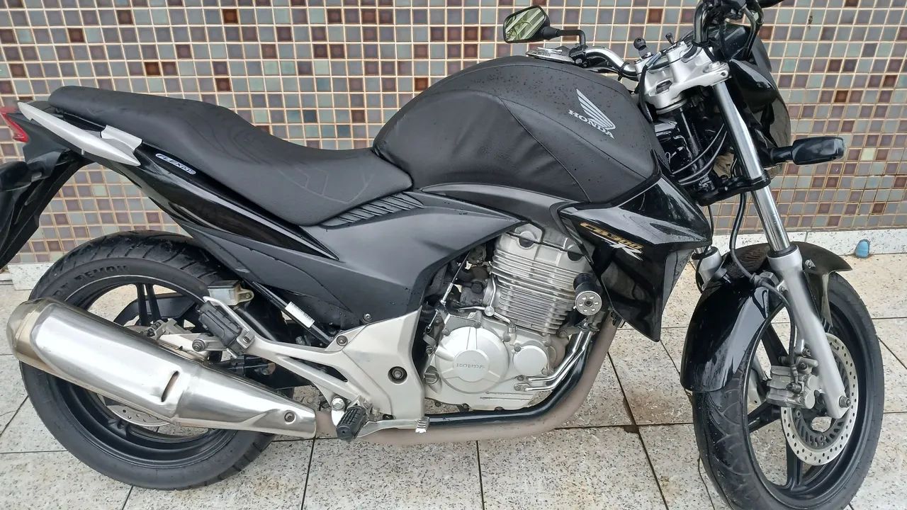 CB 300r 2014 - Foto 3
