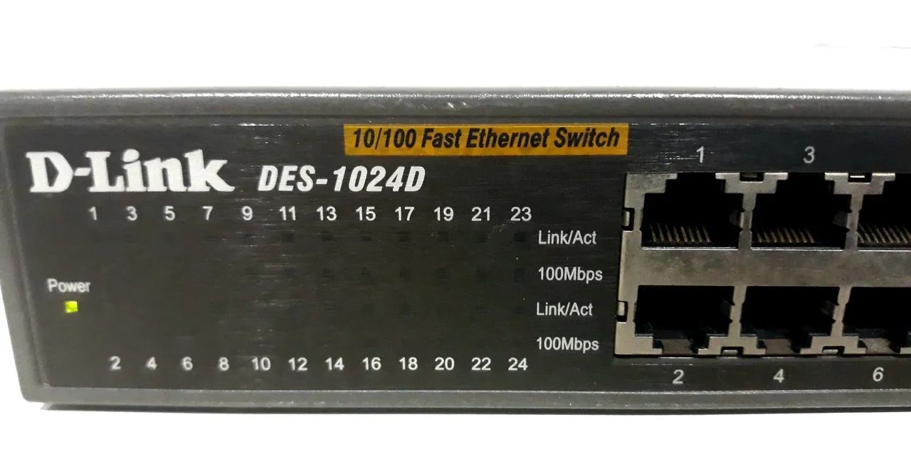 Switch D-Link 24 Portas Modelo: DES-1024D Fast Ethernet - Foto 4
