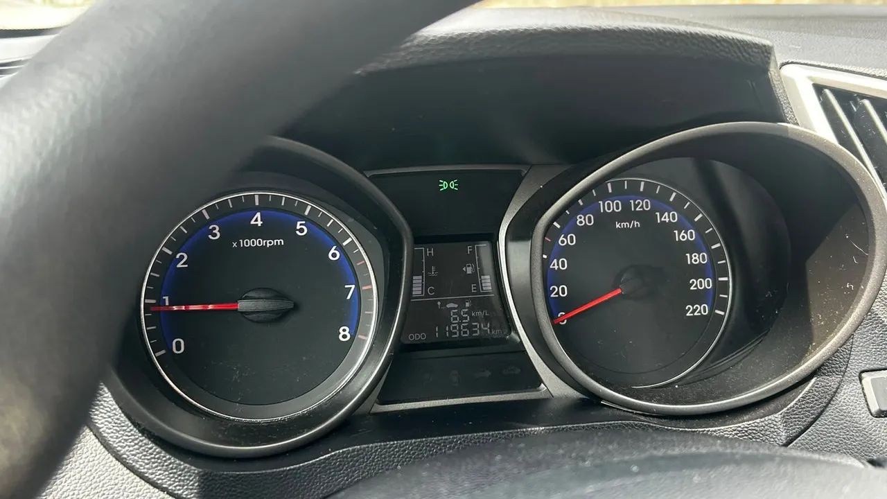 Hyundai HB20 Comf./c.plus/c.style 1.0 Flex 12V 2014 - Foto 4