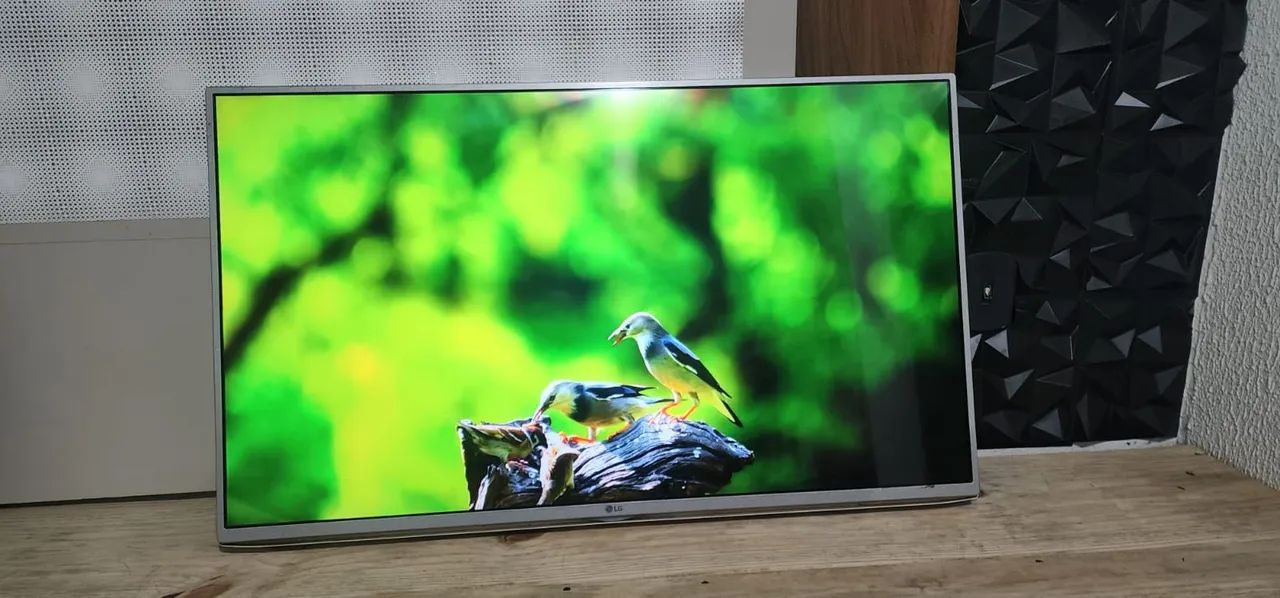TV 42 polegadas smart com todos apss YouTube e Netflix e d mais aplicativos  - Foto 3