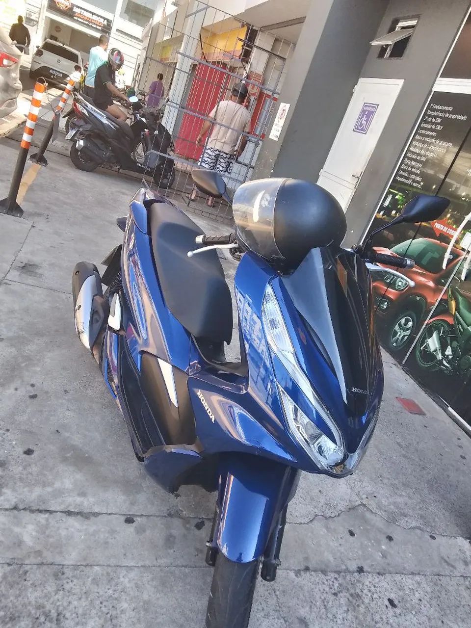 Vendo uma PCX Honda 150 - Foto 2