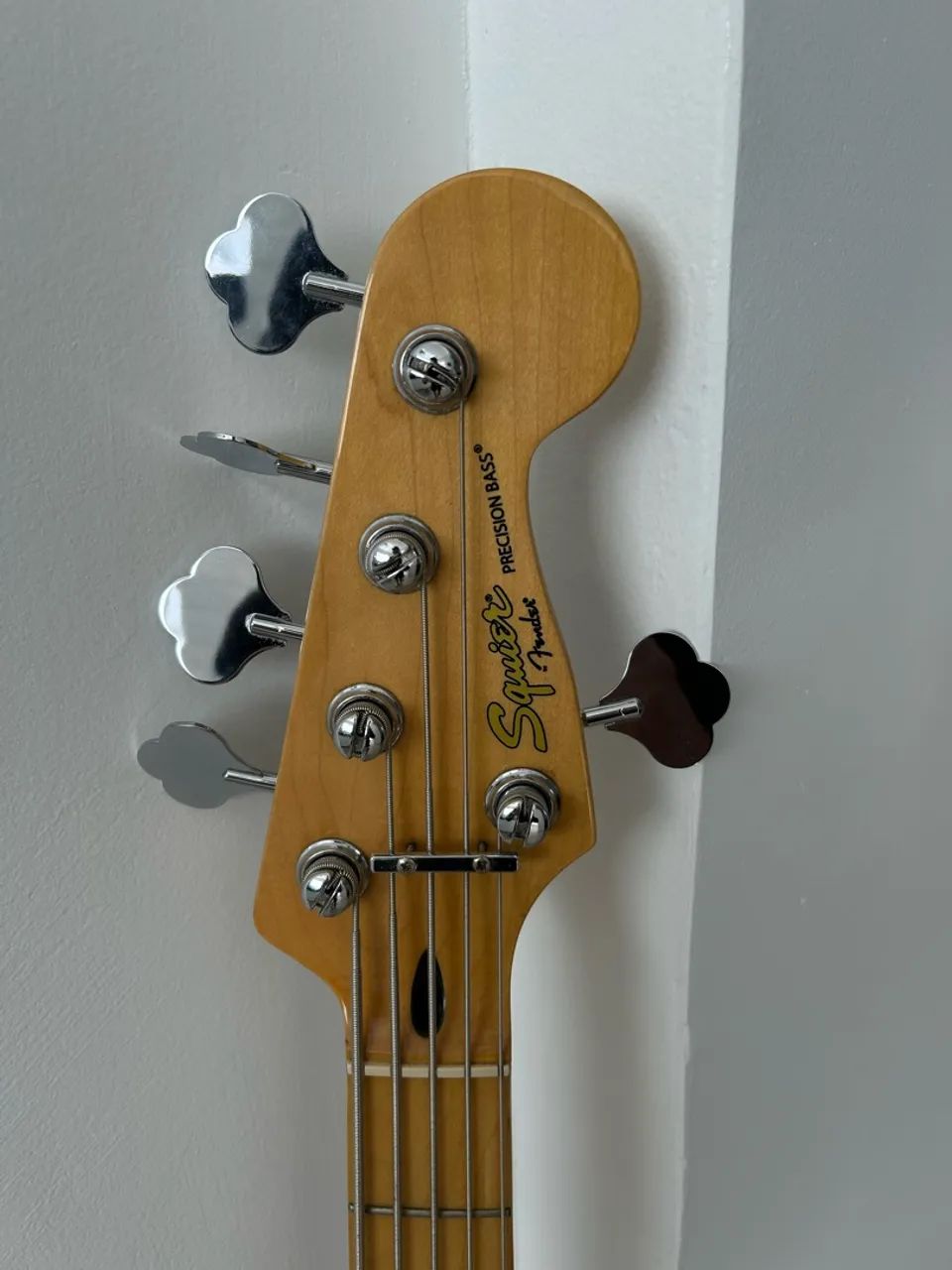 Contrabaixo Squier Fender  - Foto 2