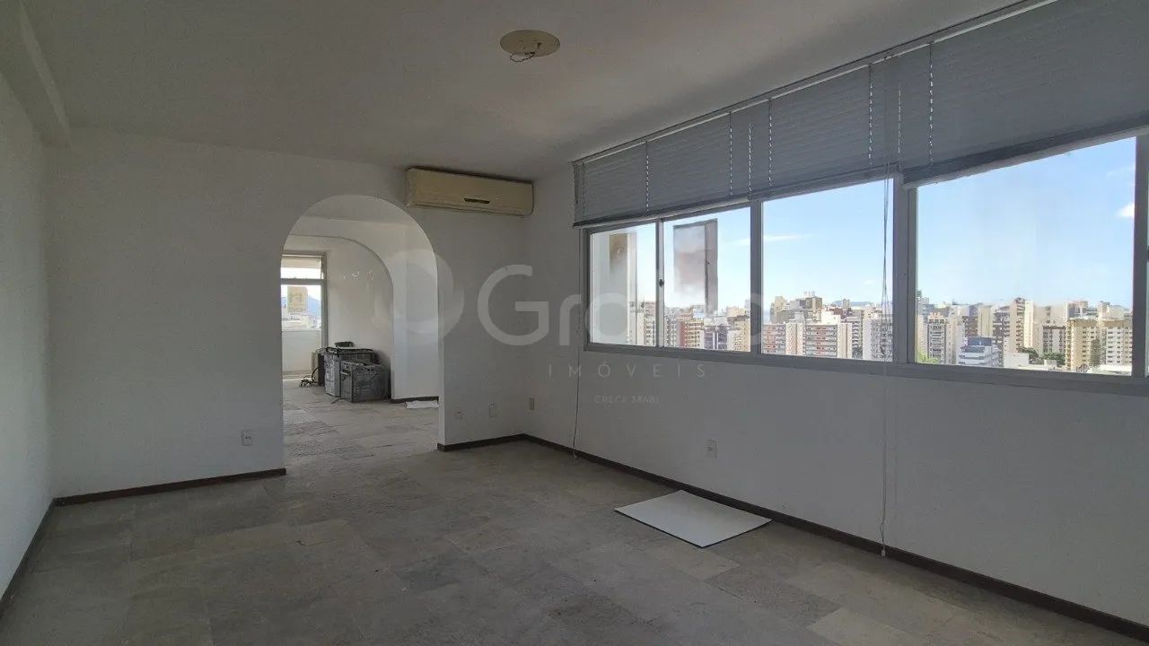 Apartamento amplo 5 dormitórios em andar alto a venda no centro - Foto 5