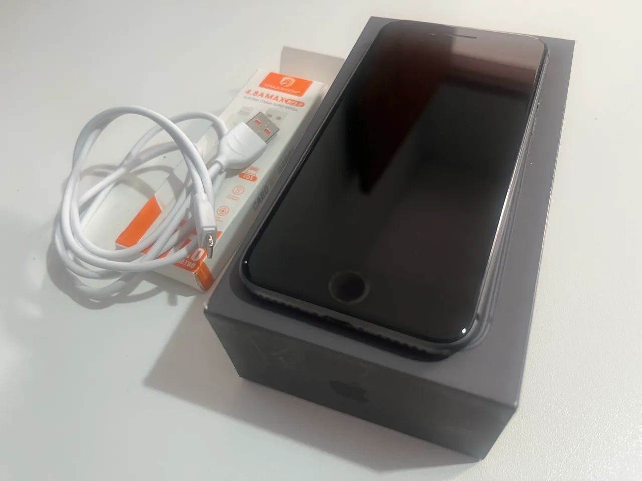 iPhone 8 Cinza Espacial 64GB - Celulares e Smartphones - Pitéu