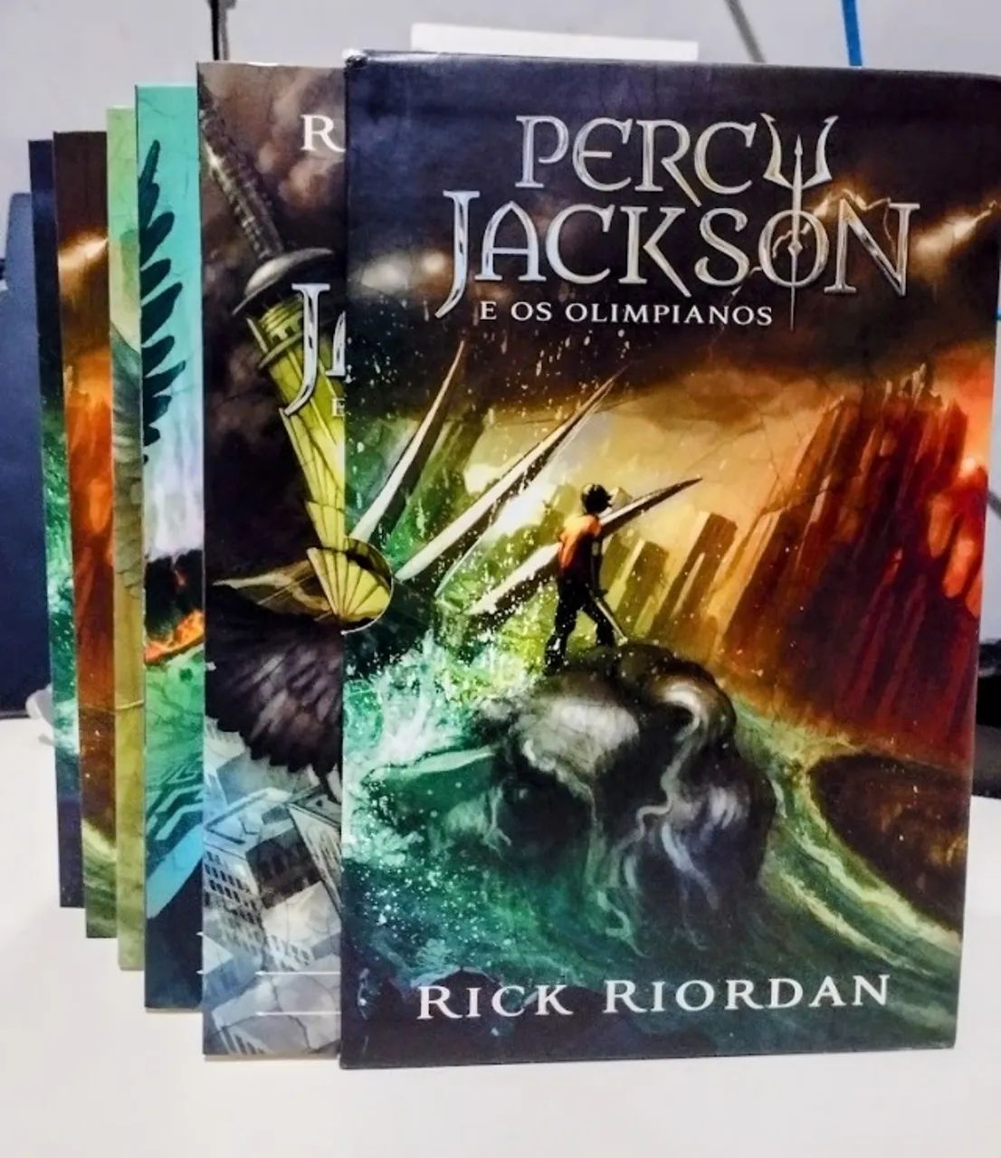 Box Percy Jackson E Os Olimpianos - Série Completa (5 Livros) - Foto 3