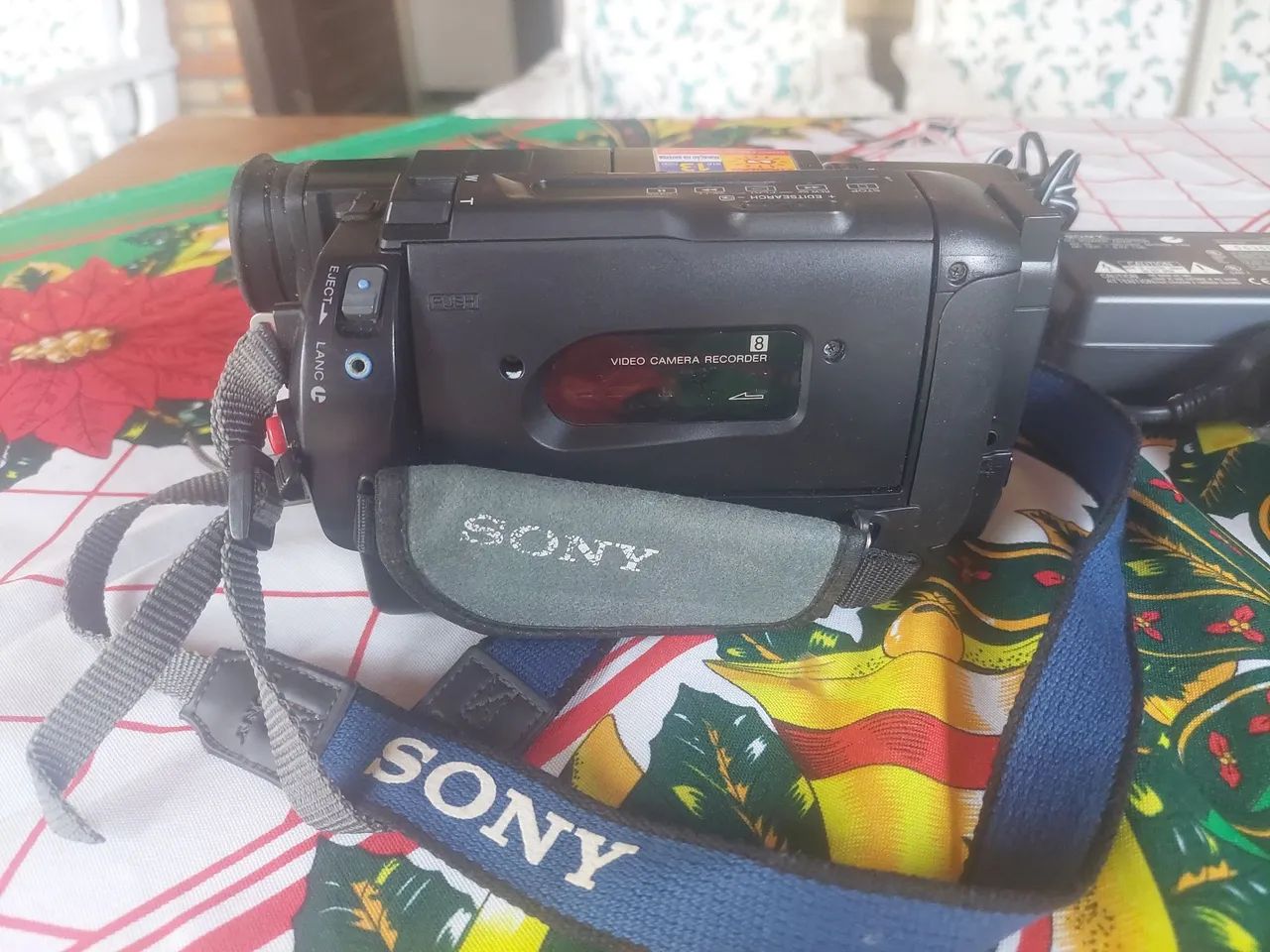 FILMADORA SONY HANDYCAM VÍDEO 8 - Foto 2