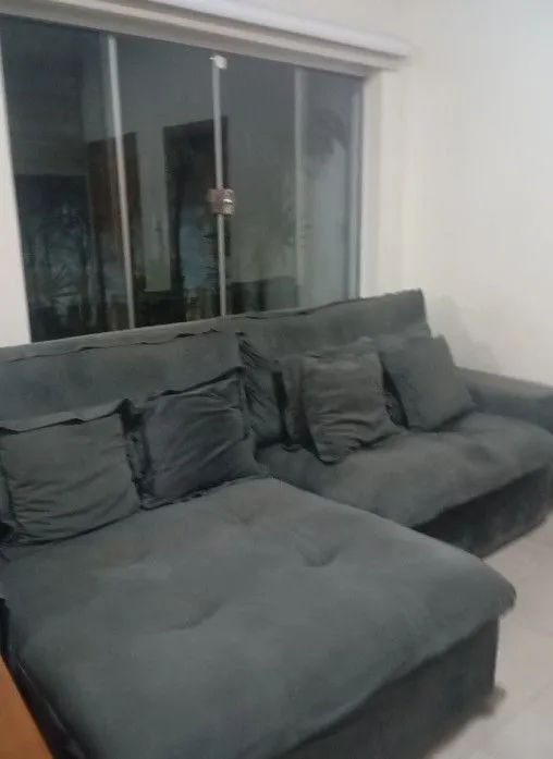 Sofá retrátil com 6 almofadas - Foto 3