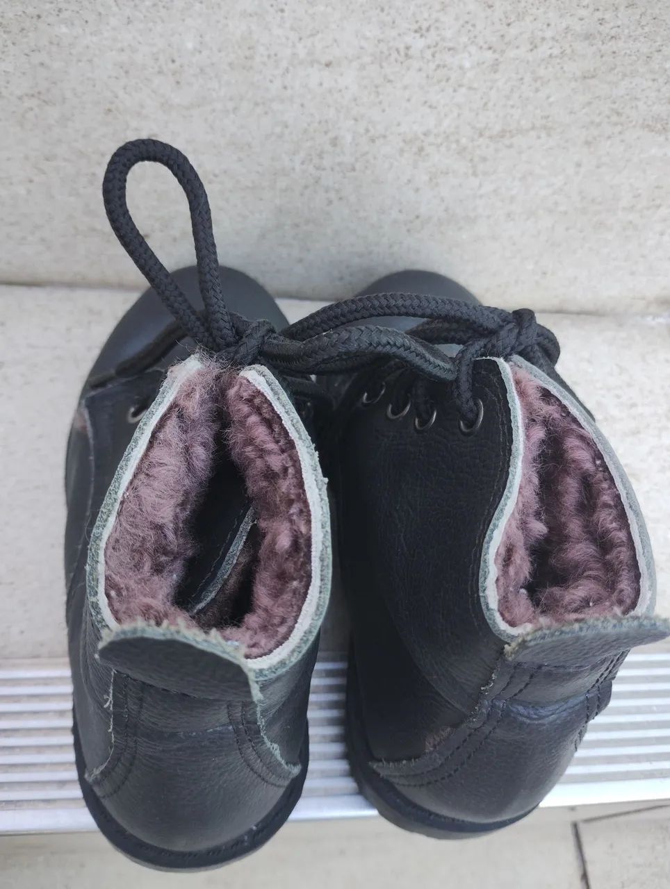 Bota infantil forrada internamente em lá  - Foto 4