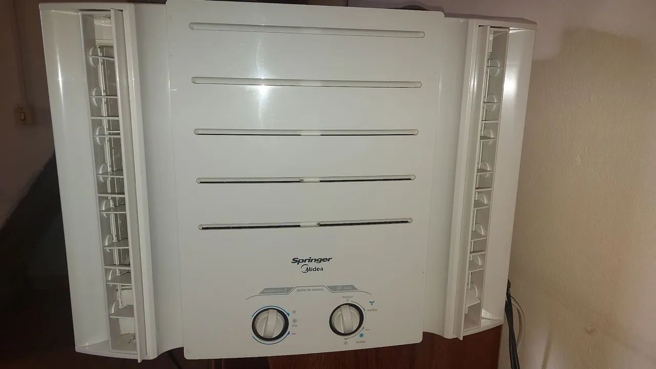 ar condicionado springer janela