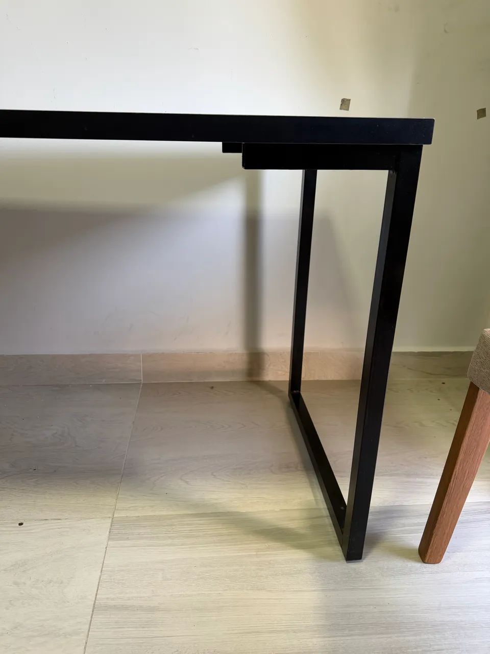 MESA ESCRITÓRIO VAZADA - Foto 3