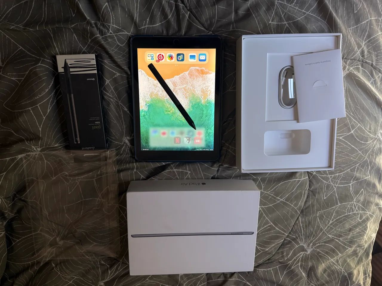 iPad Air 2 Wi-Fi 32gb com caneta Adonit Pixel - Notebooks - Vila