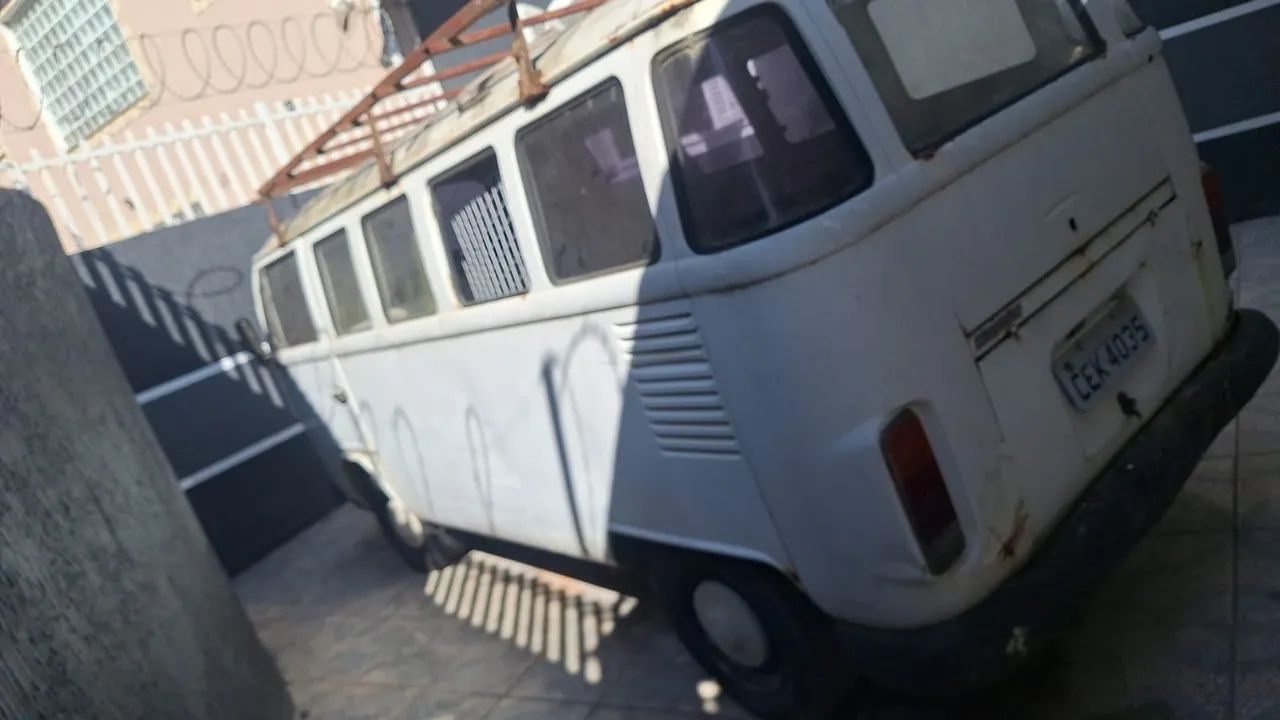 Volkswagen Kombi Standard/ Luxo/ Serie Prata 1996