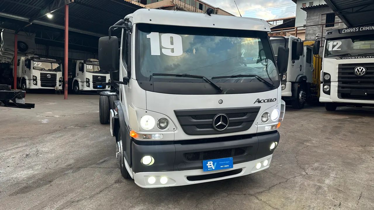 MB accelo 815 CE - Foto 5