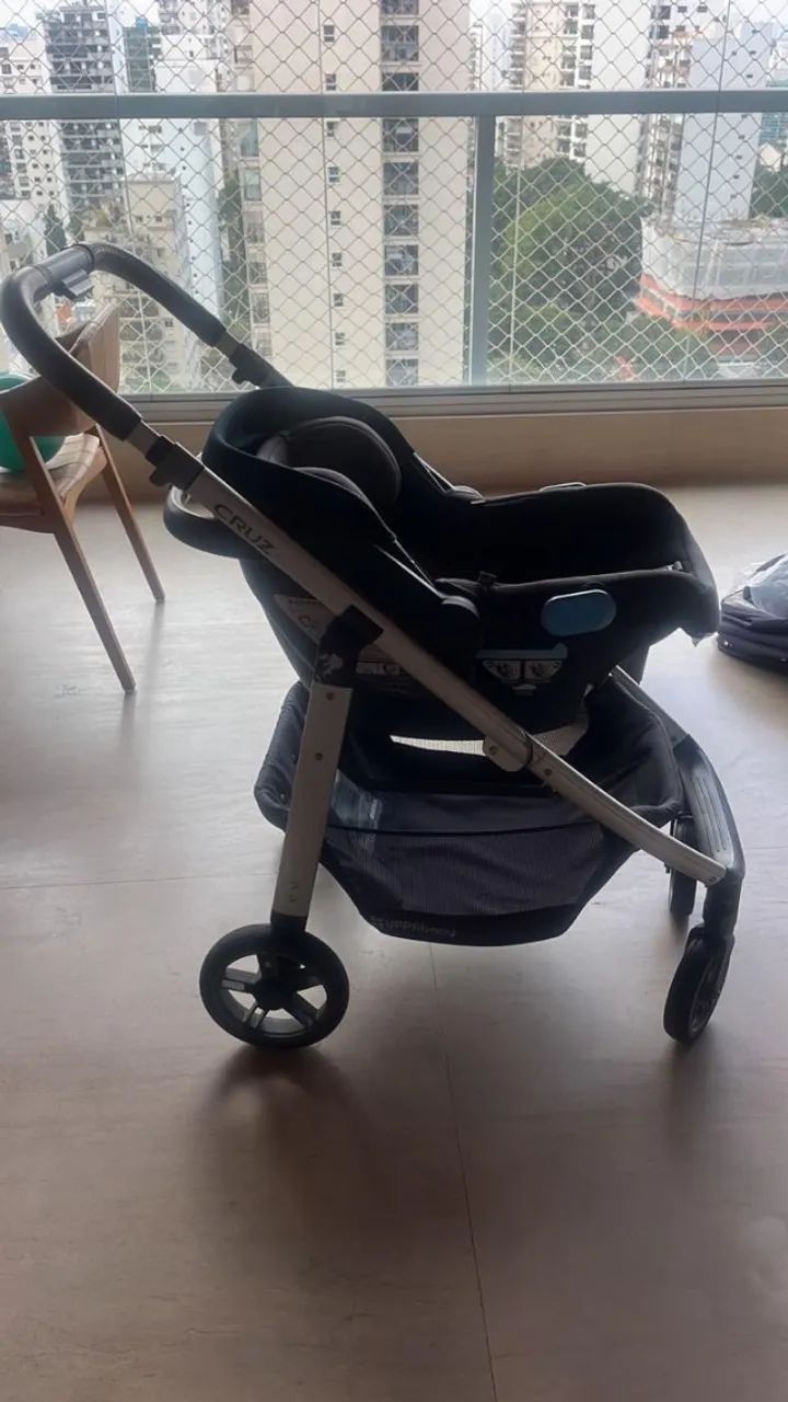 Carrinho de bebê + Bebê conforto  - Foto 2
