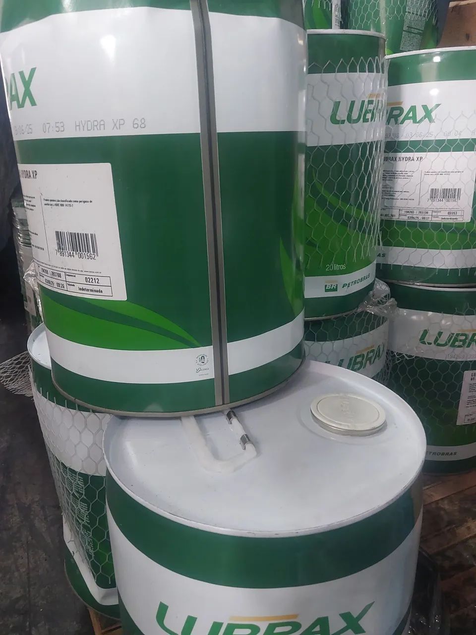 LUBRAX COMPSOR AC 150 GALÃO 20 L e OLEO HIDRAULICO XP 68 GALAO 20 LITROS - Foto 4