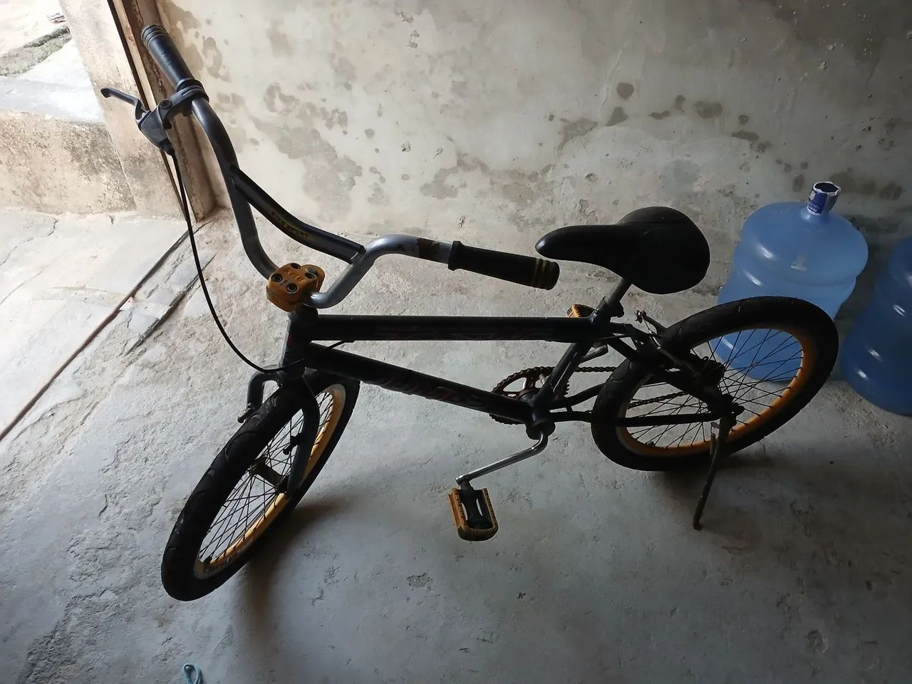 Bicicleta infantil muito conservada - Foto 3