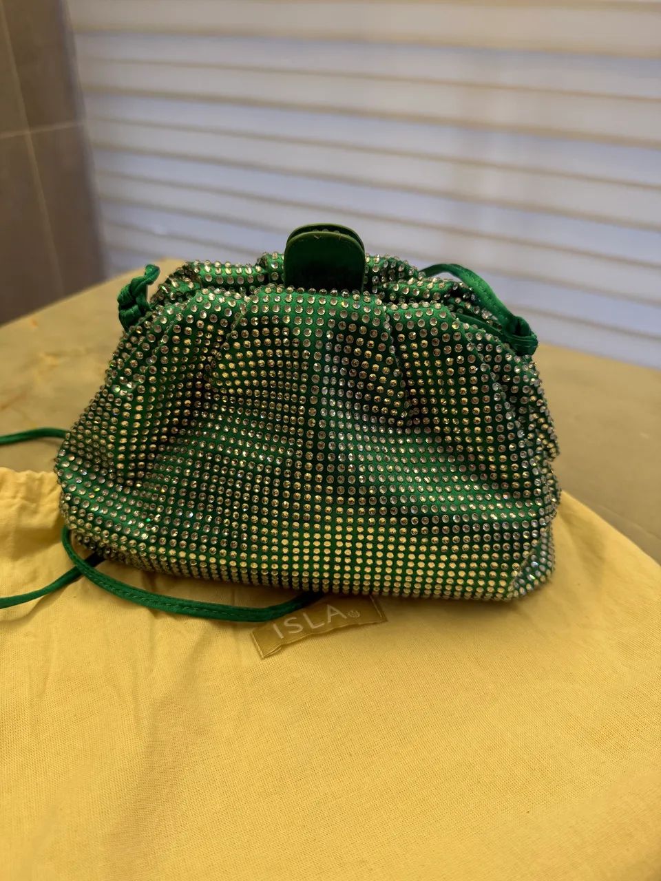 Clutch Verde com Strass Isla - Foto 3