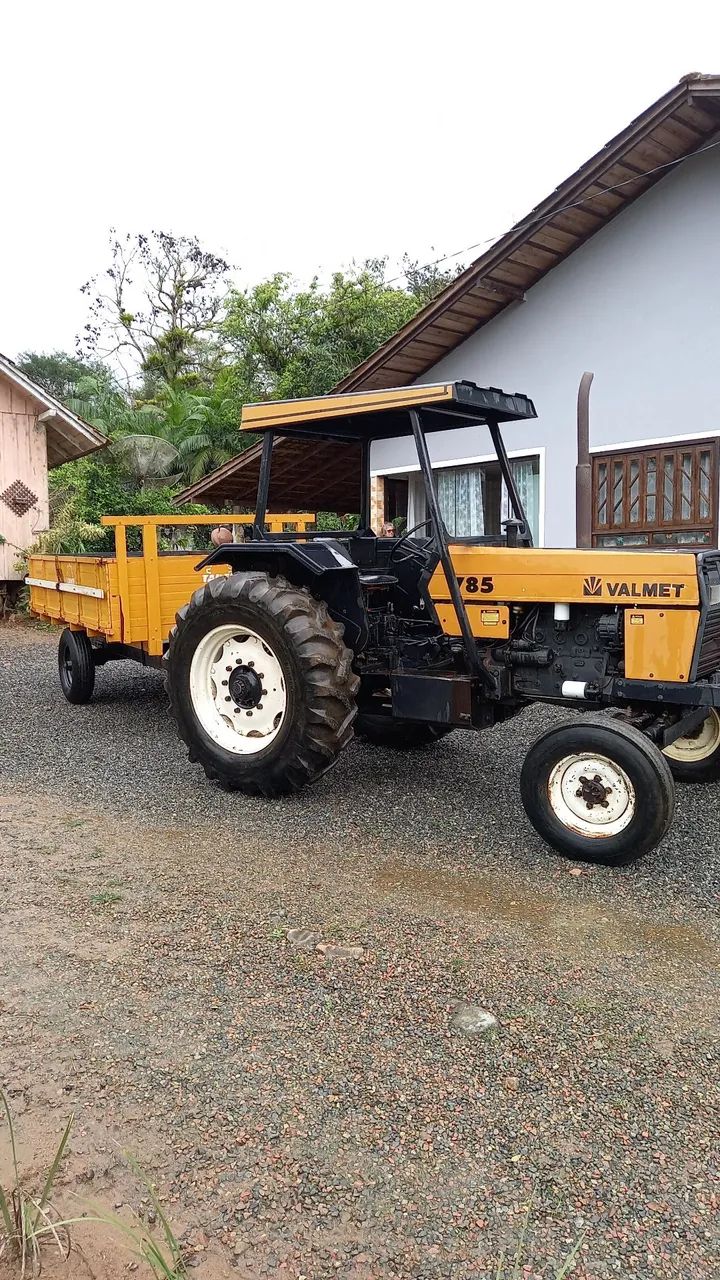 Trator valmet 785